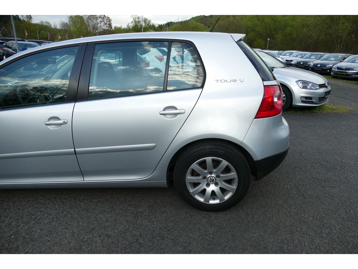 Volkswagen Golf, 1,4 59KW DIGI-KLIMA - fotka 6