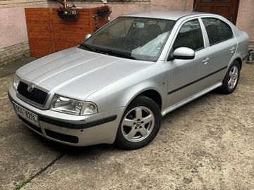 Škoda Octavia I 1.6 benzín, 75