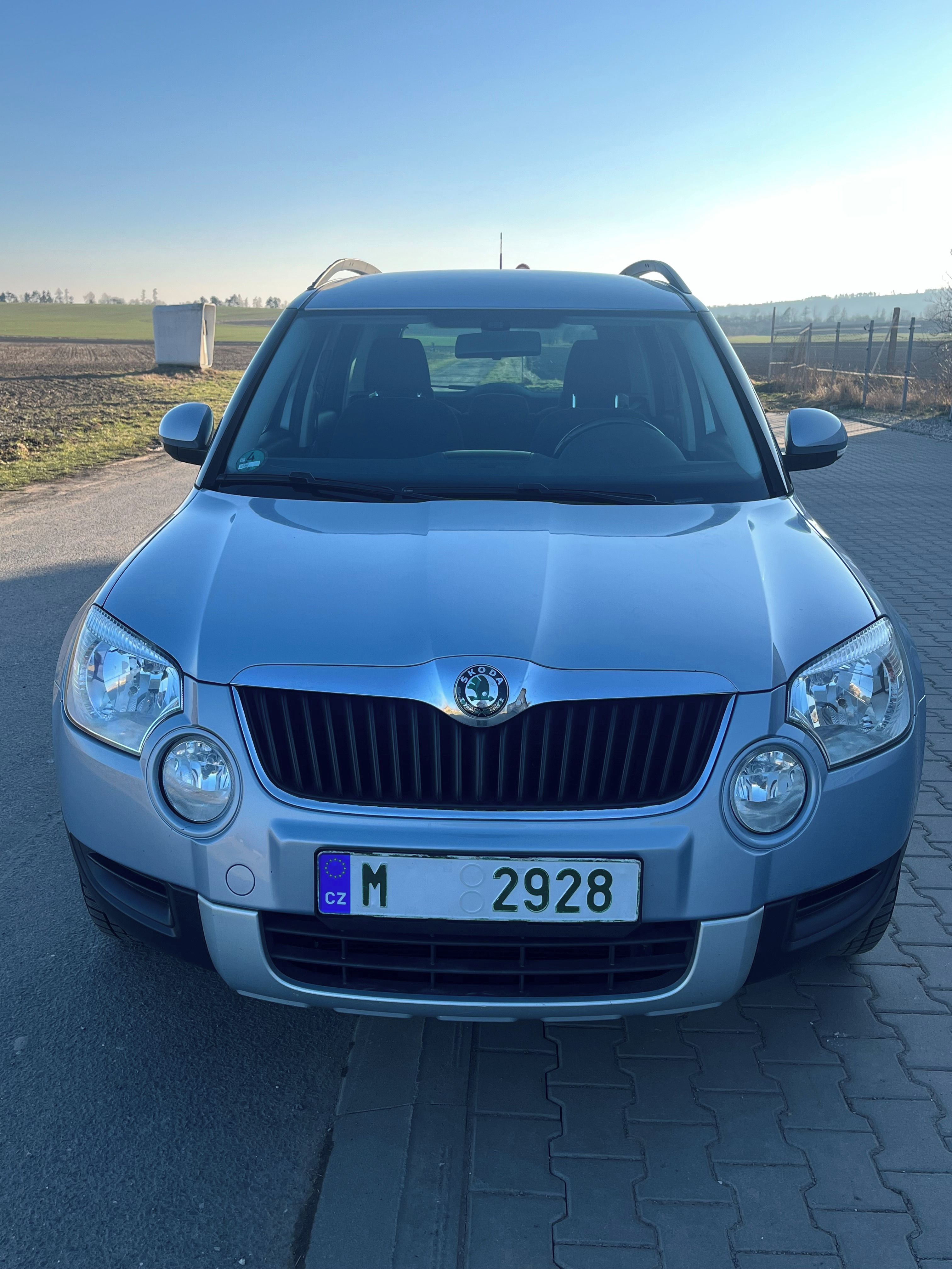 Škoda Yeti, 1.2 TSI 77Kw - 2 majitel - fotka 4