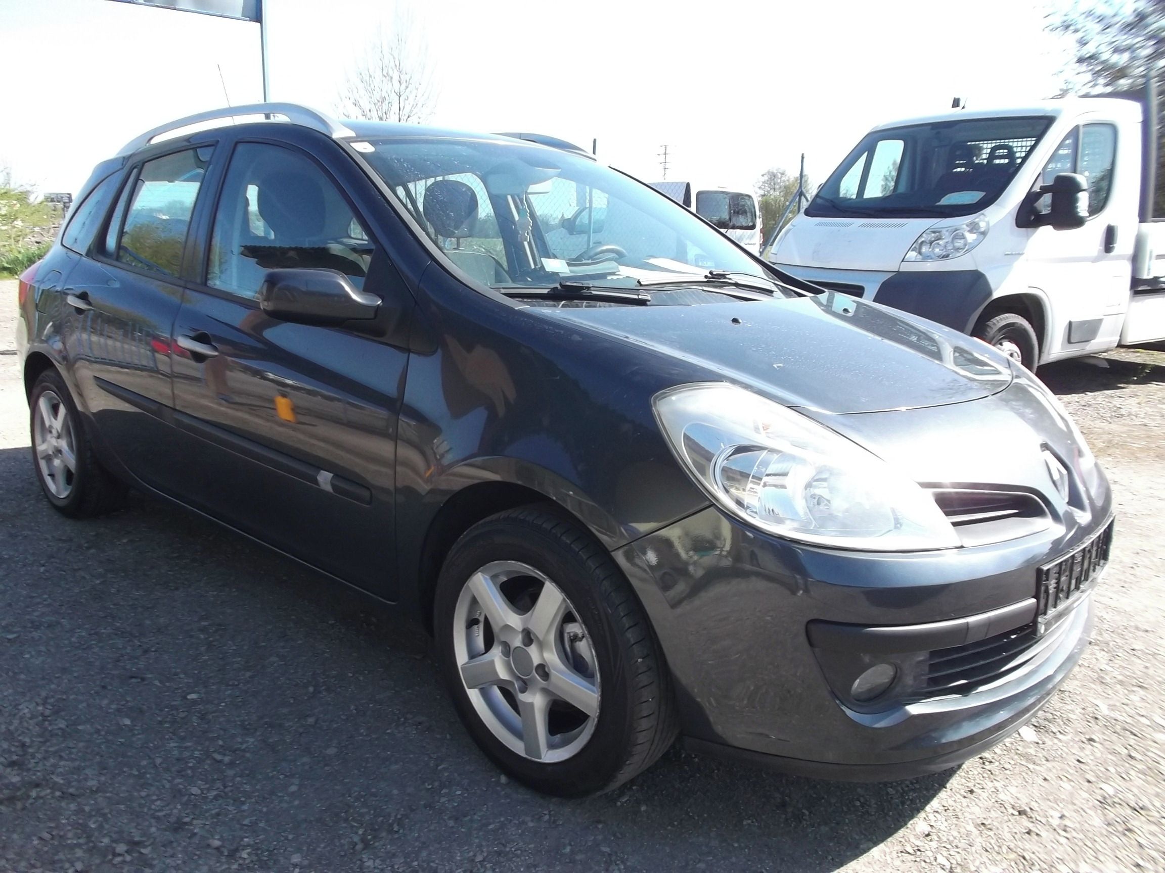 Renault Clio, 1.2 i - fotka 5