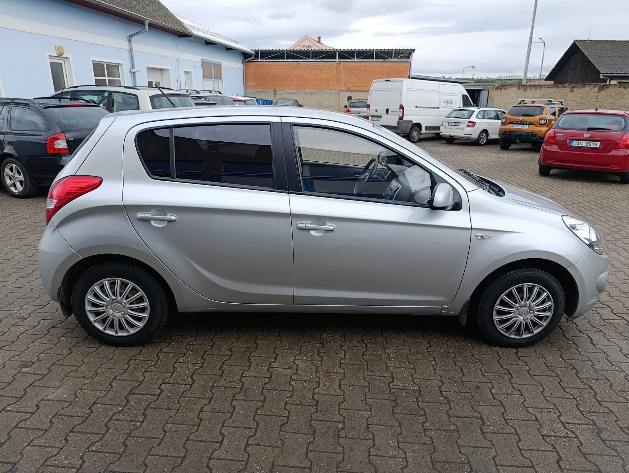 Hyundai i20, 1.2i - fotka 5