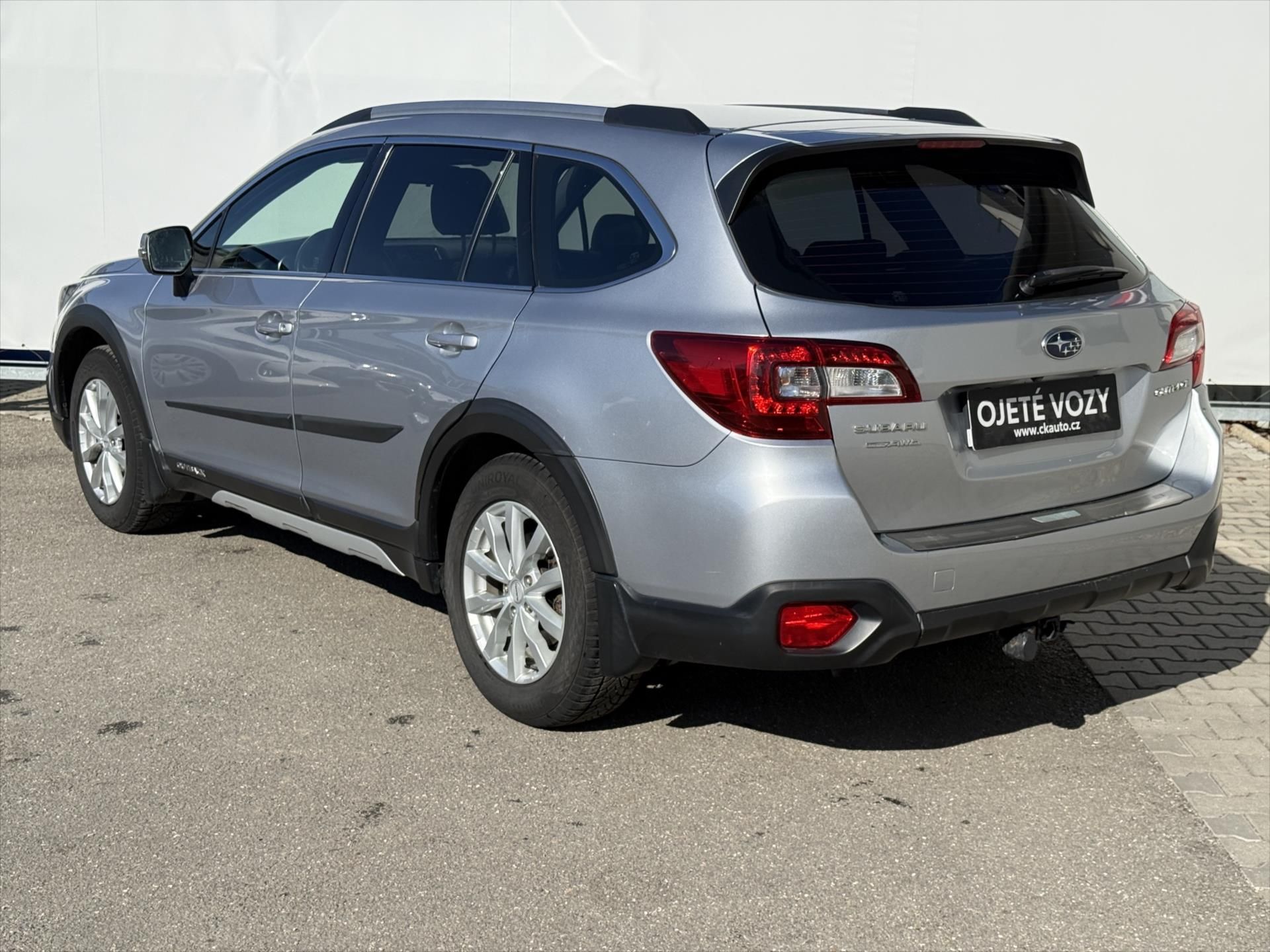 Subaru Outback, 2,5 Comfort - fotka 4