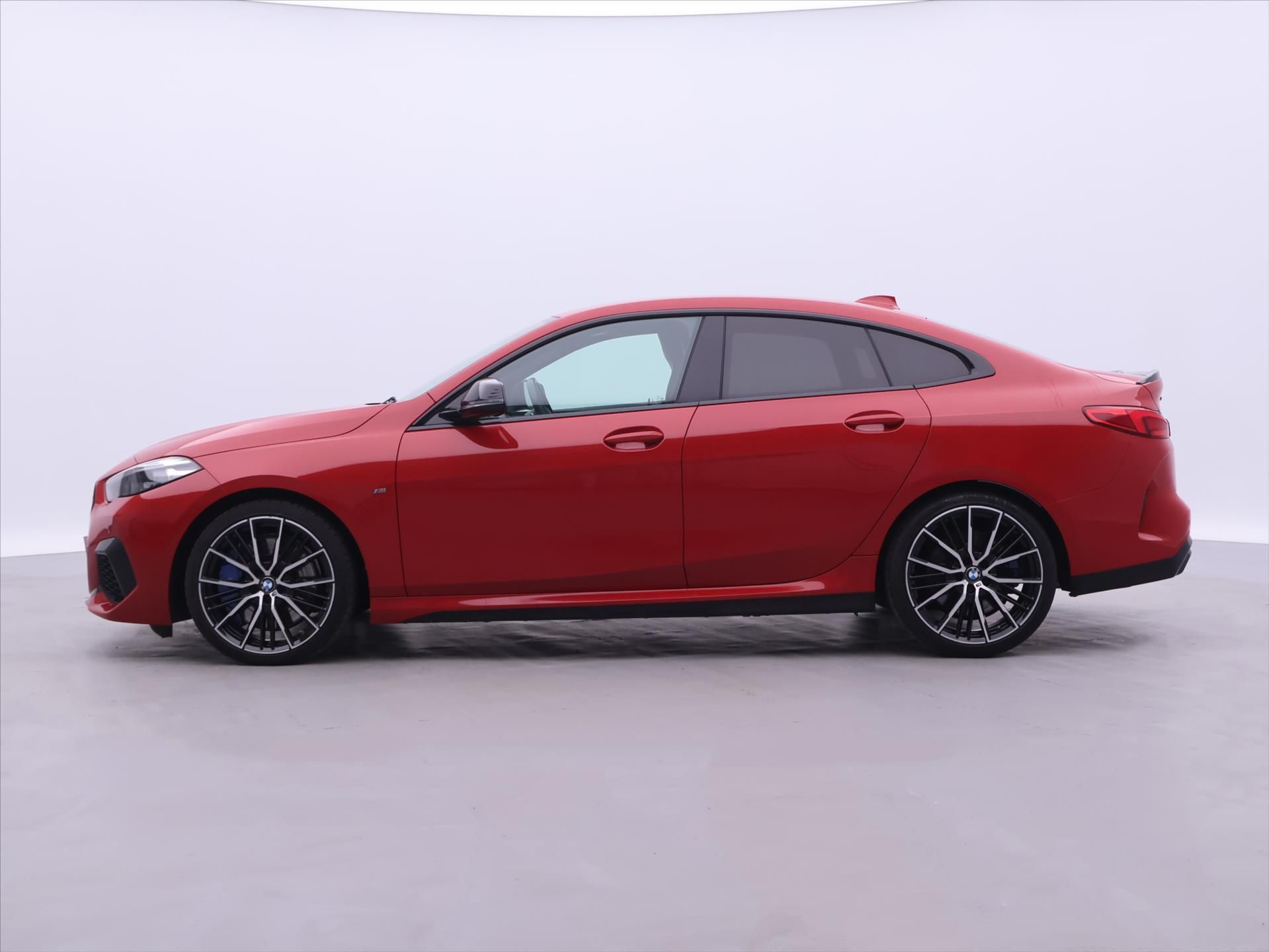 BMW Řada 2, 2,0 M235i 225kW CZ xDrive - fotka 4