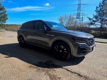 VW Touareg 4.0 V8 TDI R-Line