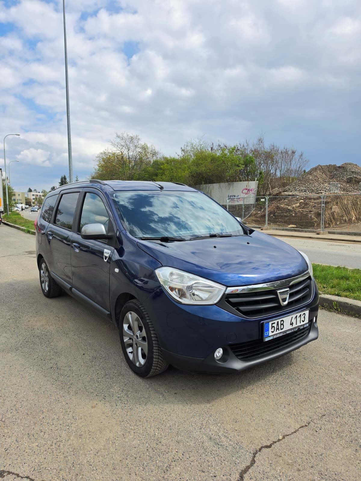 Dacia Lodgy, 1,2 / 85 kw / - fotka 3