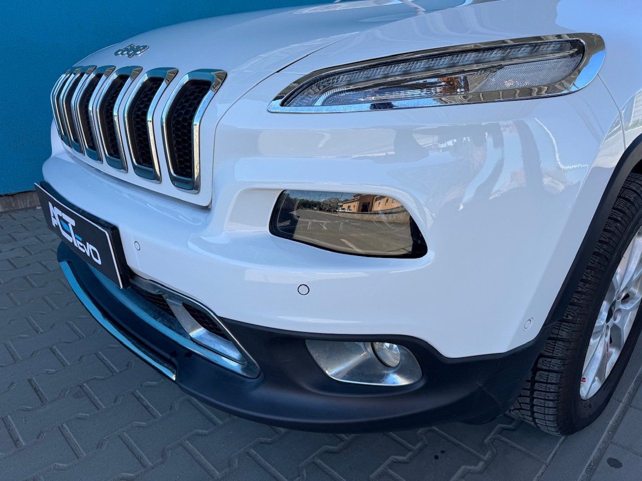 Jeep Cherokee, 2.0 L TD Longitude - fotka 5