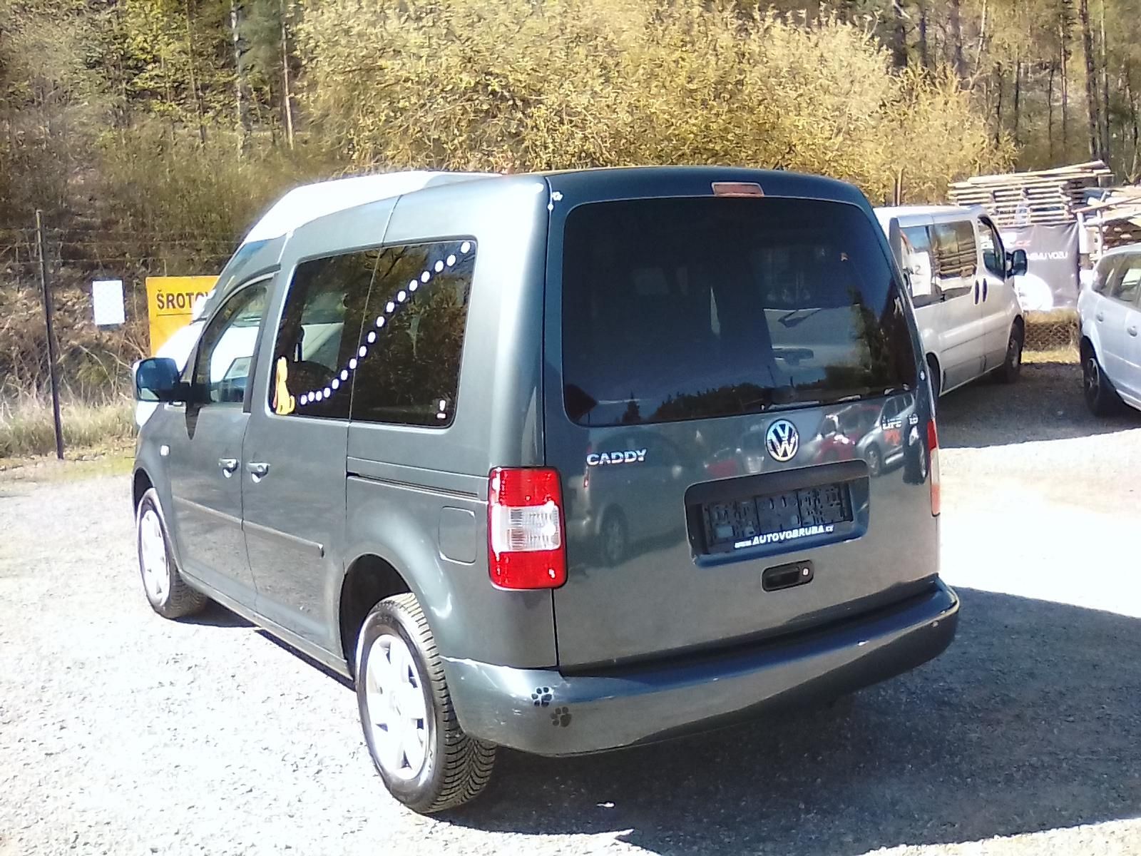 Volkswagen Caddy, 1.6i / 75 KW, 2.majitel, závěs - fotka 5