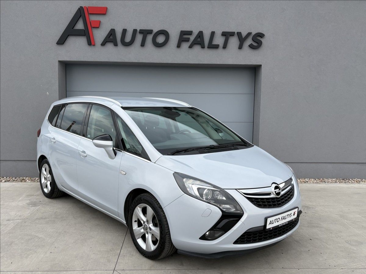 Opel Zafira, 1,4 103kw ČR servis 6MT