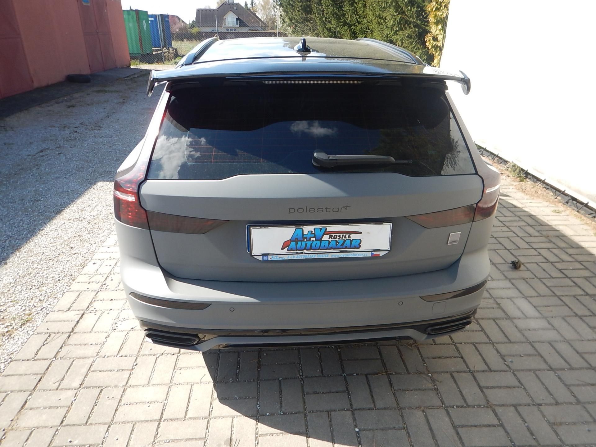 Volvo V60, T8 POLESTAR ENGINEERED - fotka 5