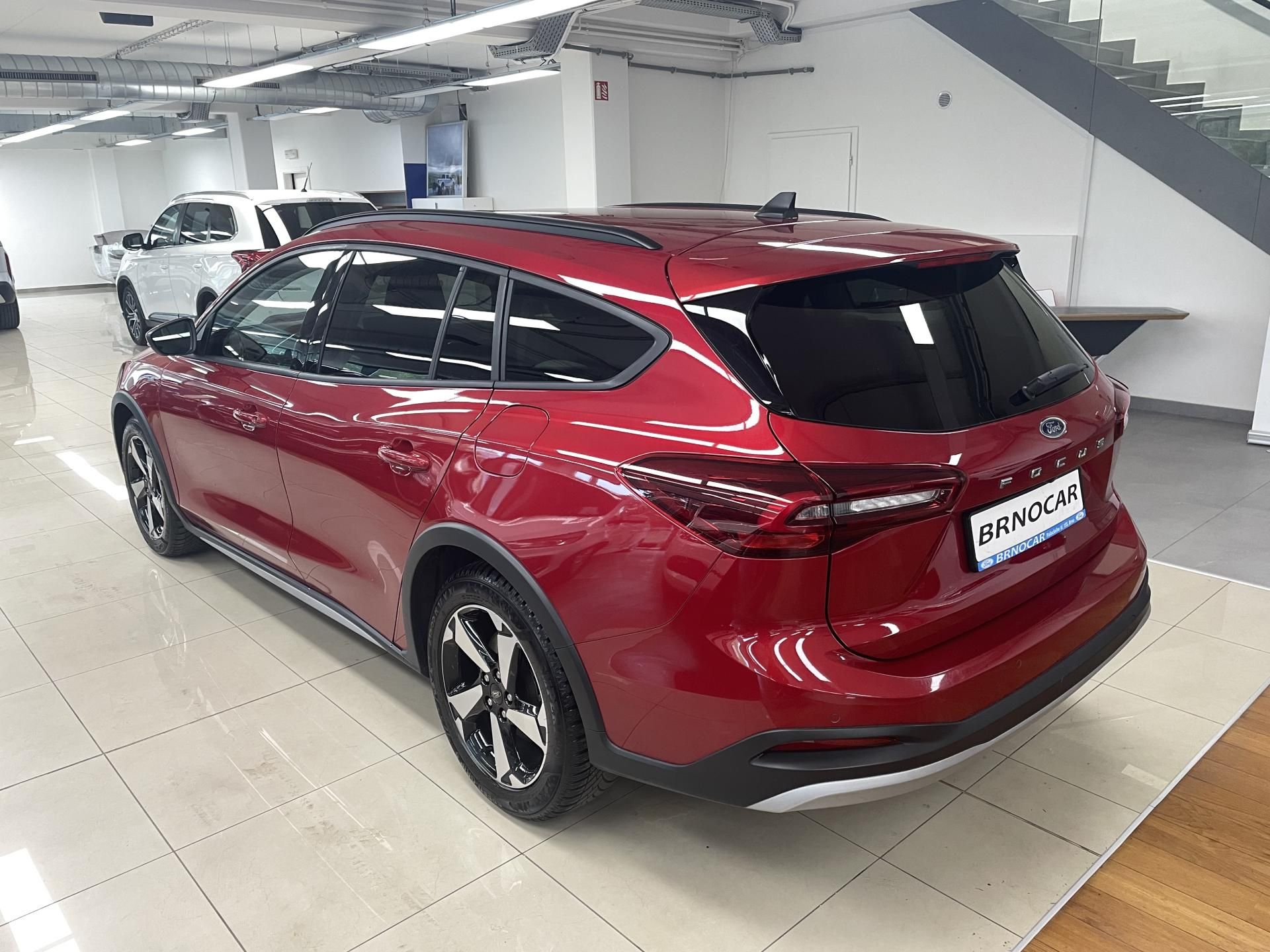 Ford Focus, 1.0 EcoBoost  Active X AT, ČR - fotka 4
