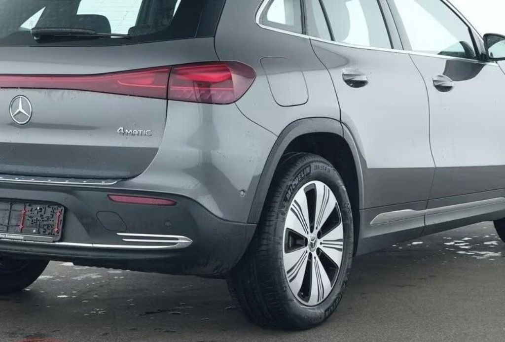 Mercedes-Benz EQA, 350 4M 215 KW*Kamera*Navi* - fotka 4