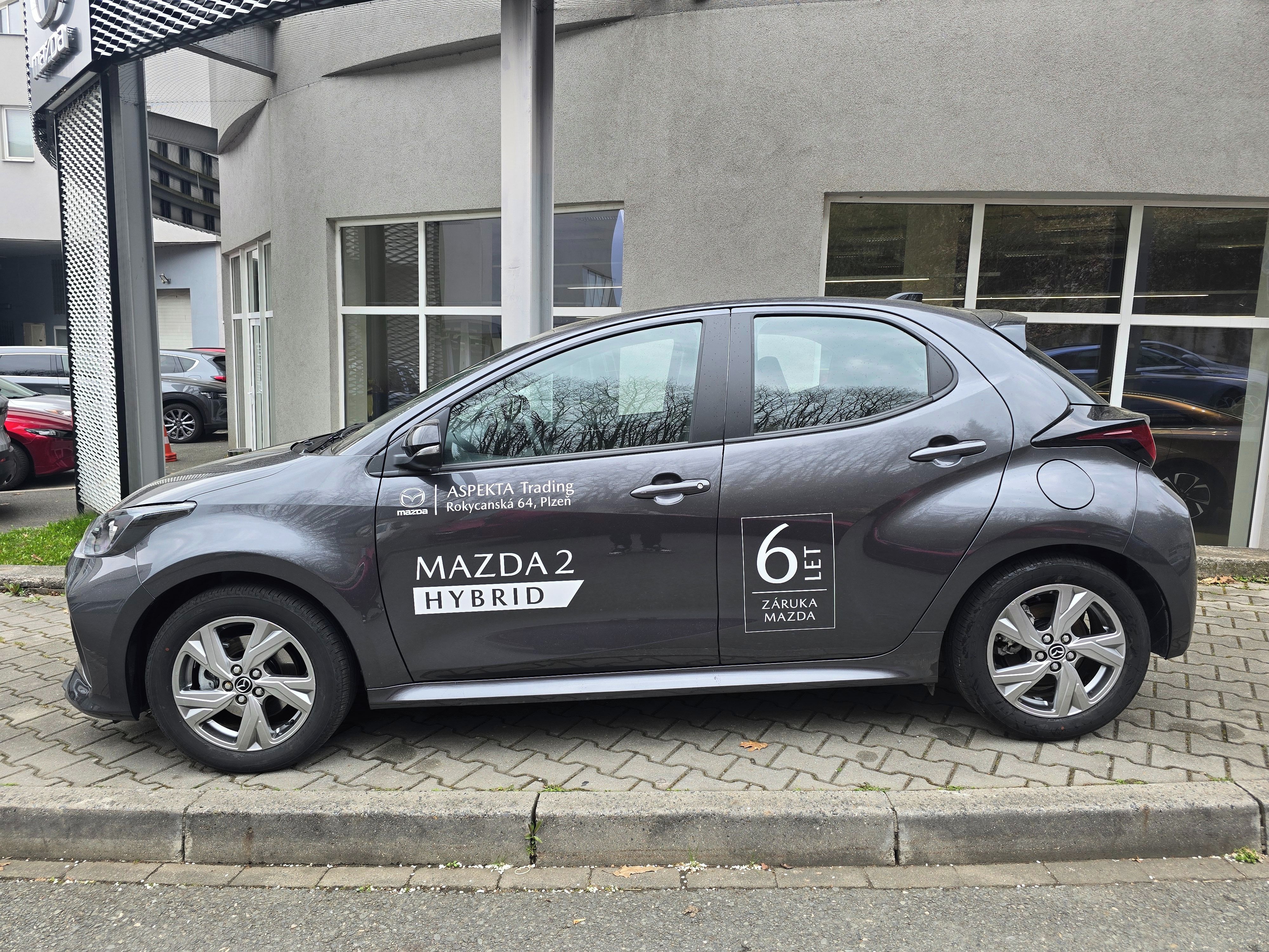 Mazda 2 Hybrid, 1.5L AT 2WD EXCLUSIVE-LINE - fotka 2