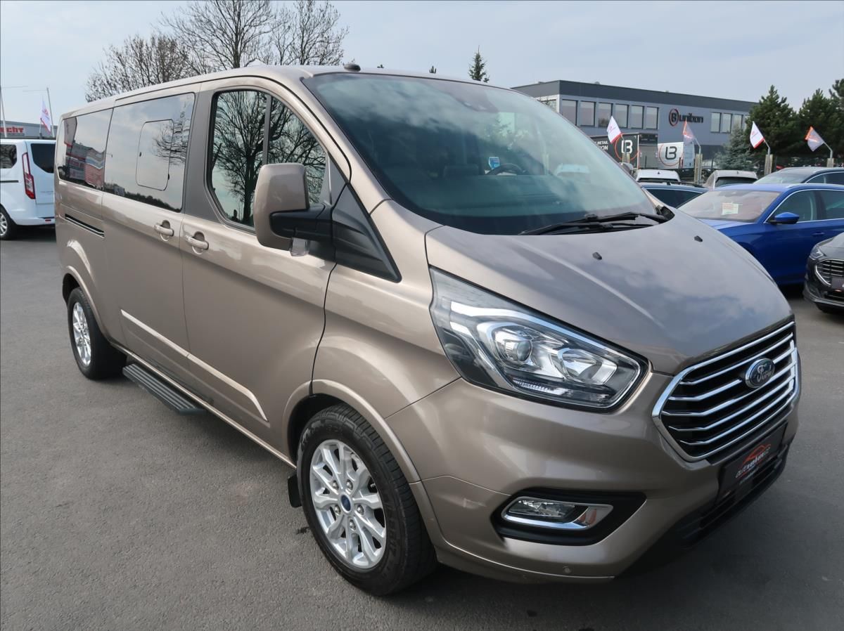Ford Tourneo Custom, 2,0 EcoBlue,96kW,8míst,automat - fotka 2