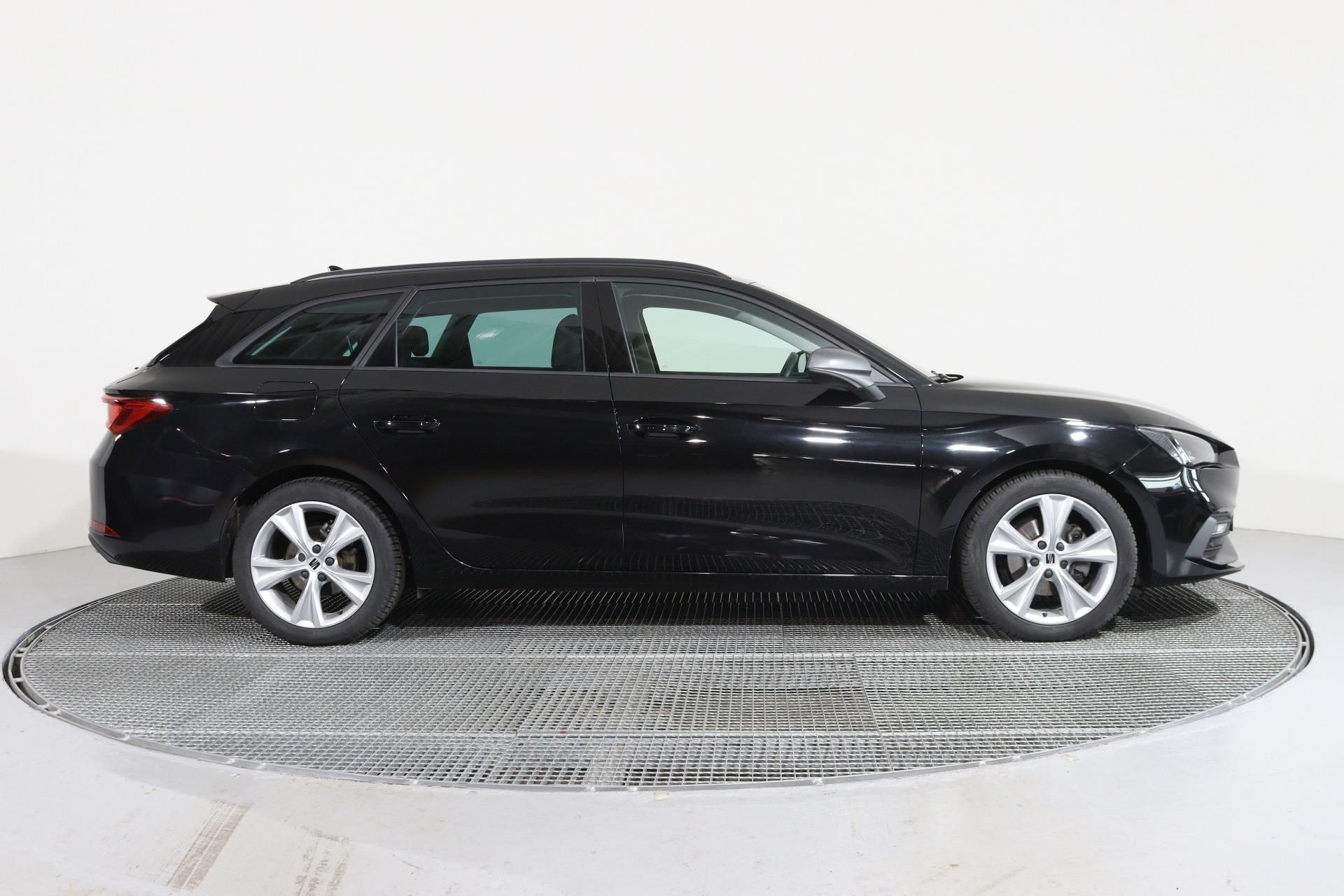 Seat Leon, SP FR 1.5 TSI 115k/P.KAMERA - fotka 3