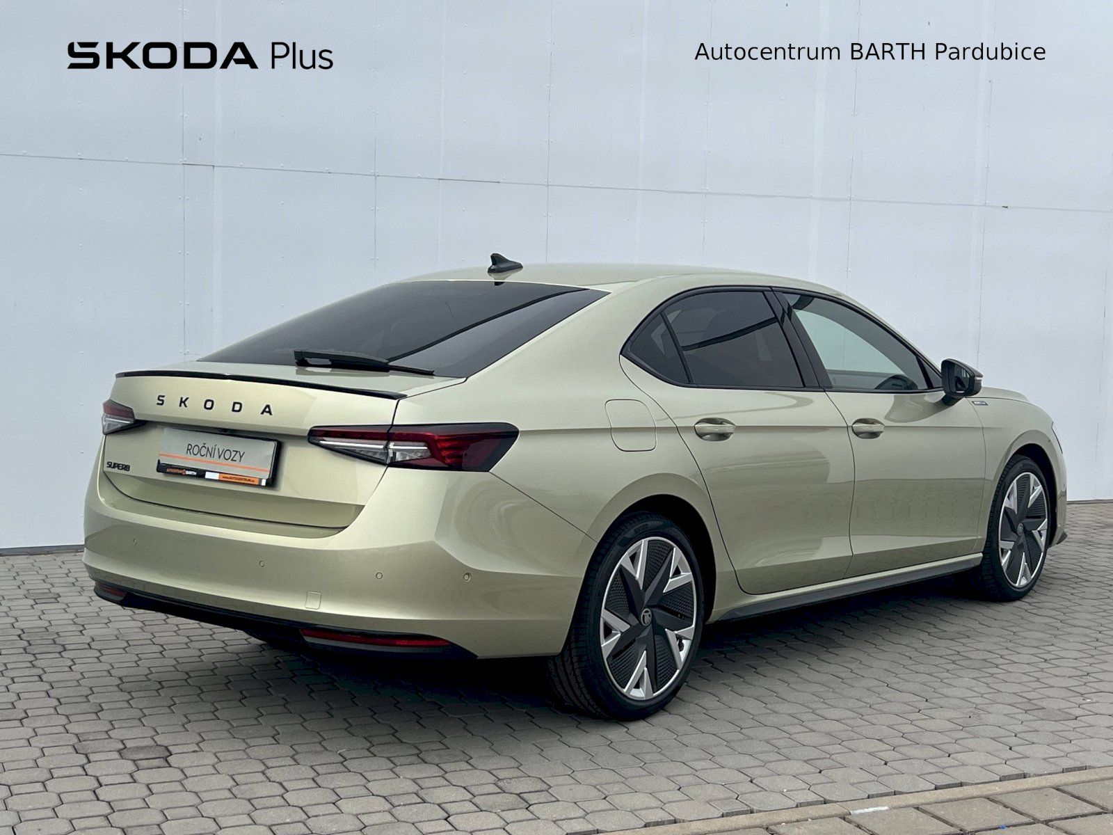 Škoda Superb, 2,0 TDI 110 kW 7DSG - fotka 2