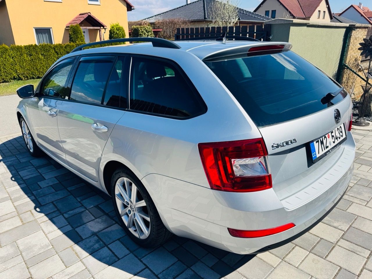 Škoda Octavia, Combi 1.2 TSi 81kW Edice JOY - fotka 4