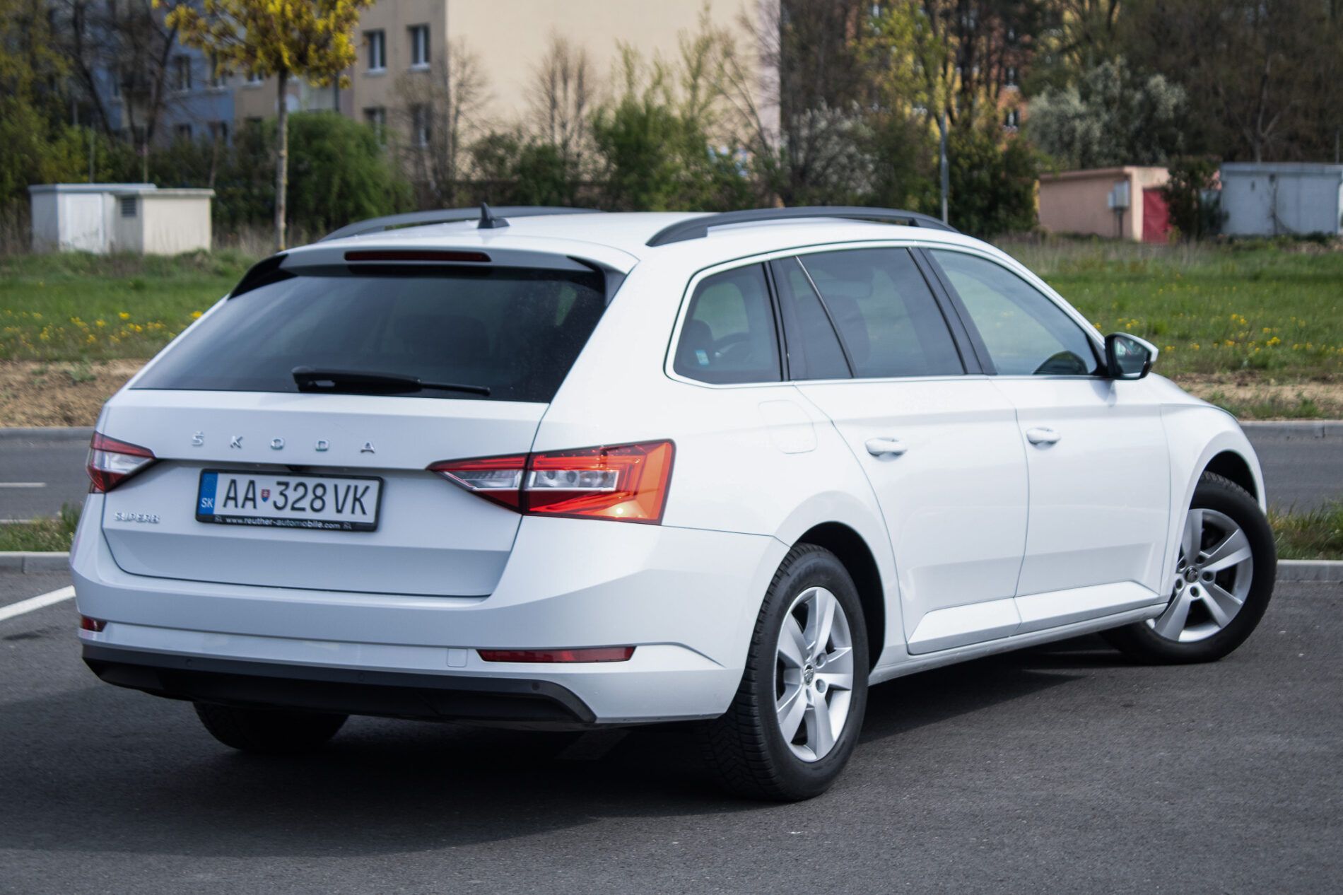 Škoda Superb - fotka 5