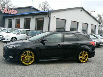 2,0 ST   184 KW- 44526 km