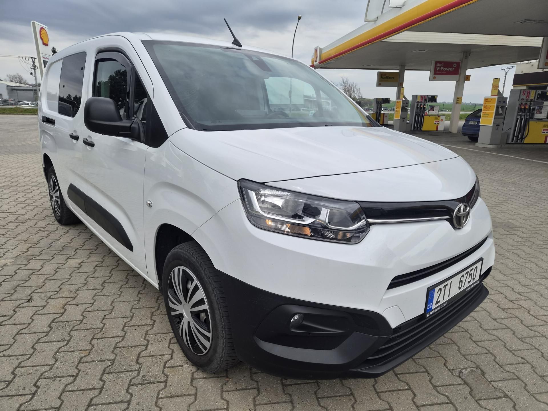 Toyota Proace City, 1,5 D-4D 130k Extra LWB CrewCa - fotka 2