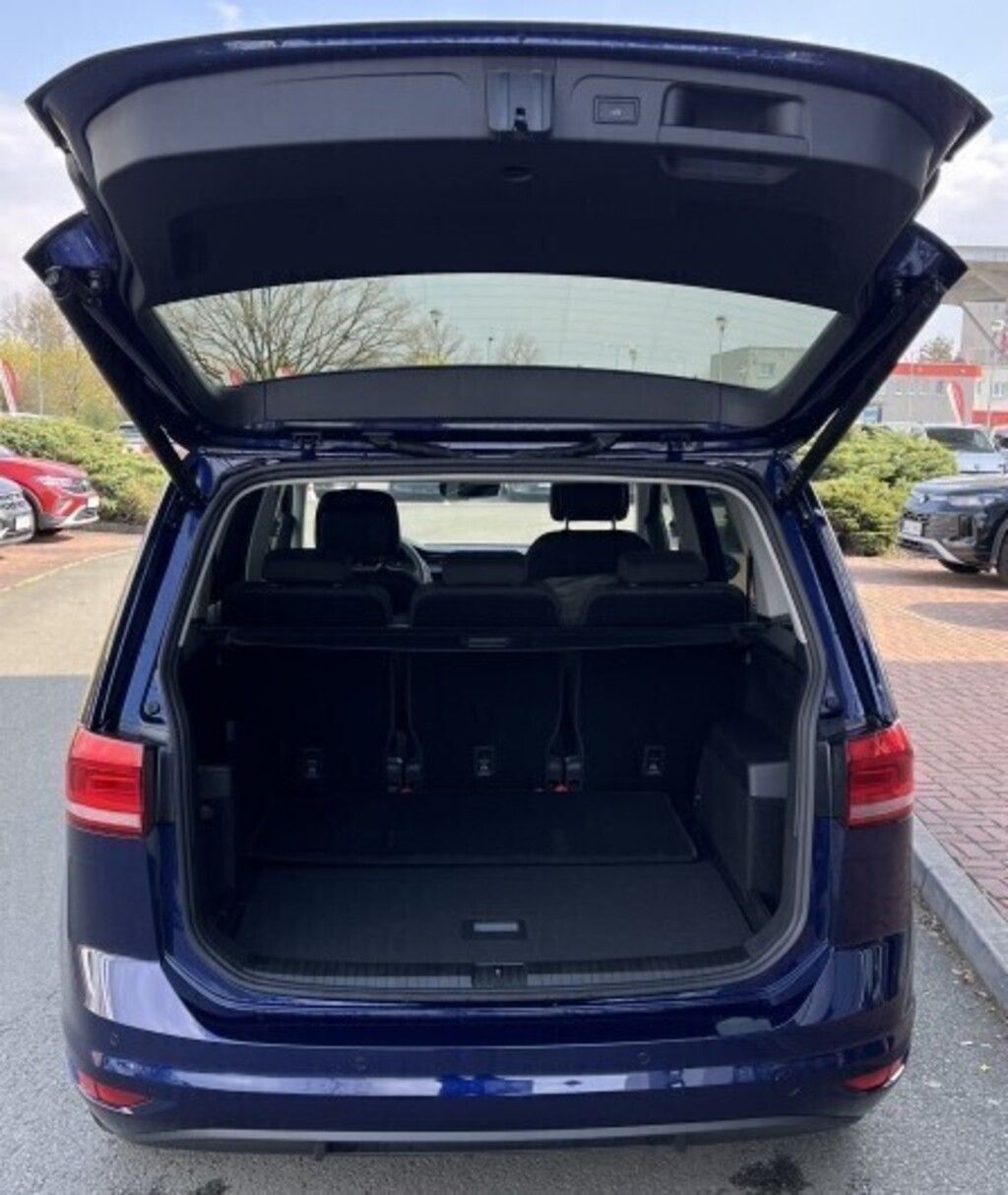 Volkswagen Touran, People 1,5 TSI EVO2 7DSG 110 k - fotka 6