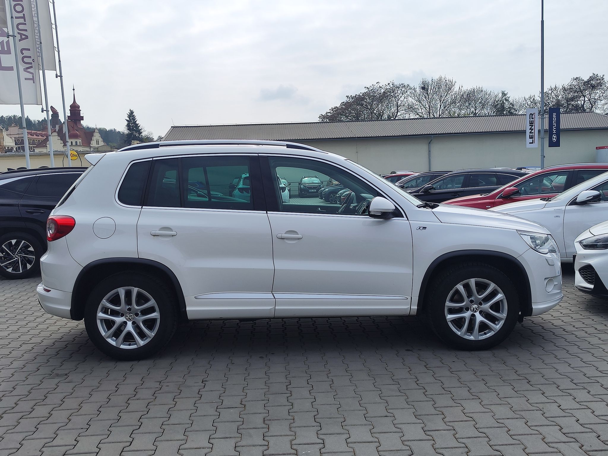 Volkswagen Tiguan, 2.0 TDi/125kW R-Line 4motion - fotka 4