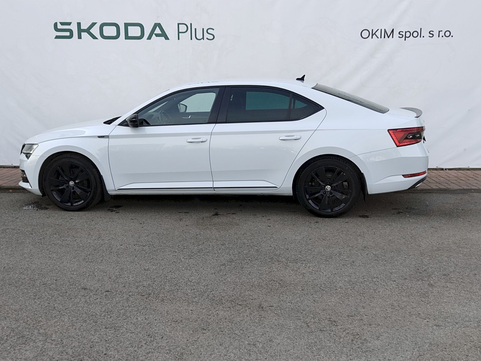 Škoda Superb, iV 1,4 Tsi 150 Kw SportLine DS - fotka 3