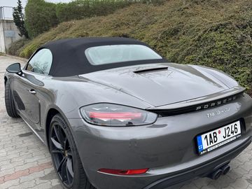 Porsche 718 Boxster