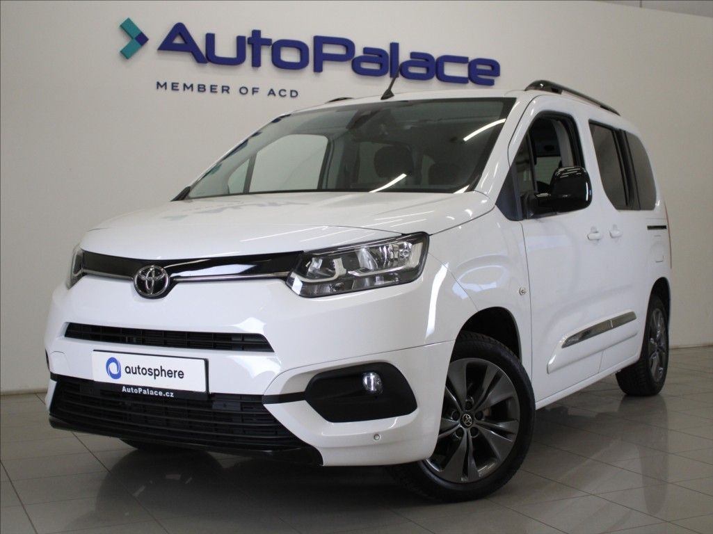 Toyota Proace, 1,5 D 96kW Shuttle 5L.Záruka
