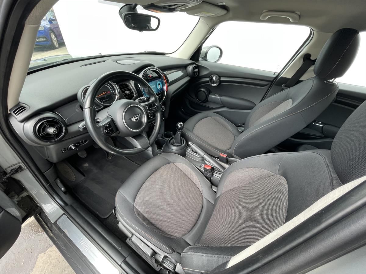 Mini Cooper, 1,5 PDC - fotka 5