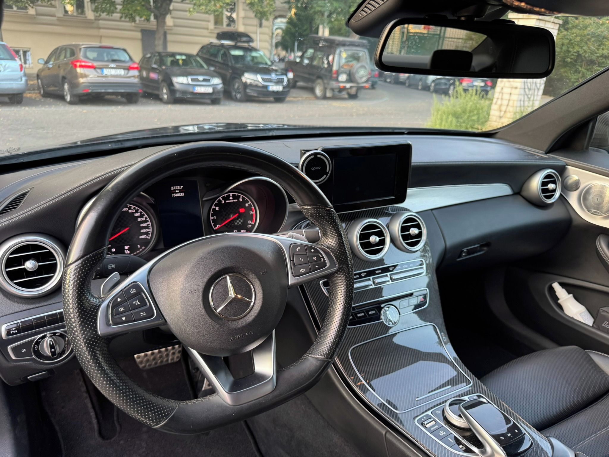 Mercedes-Benz Třídy C, AMG C43 Carbon - fotka 6