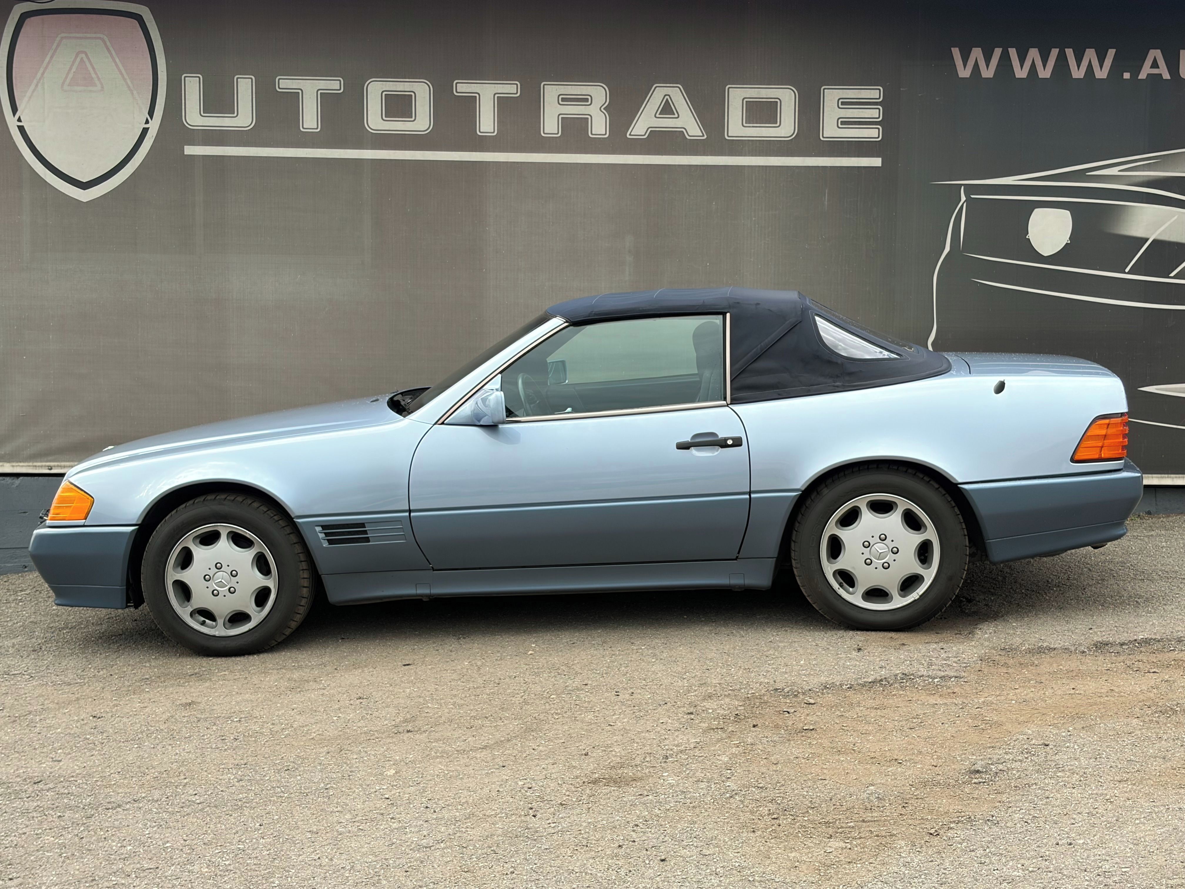 Mercedes-Benz SL, 500 240kW, V8 CABRIOLET - fotka 3