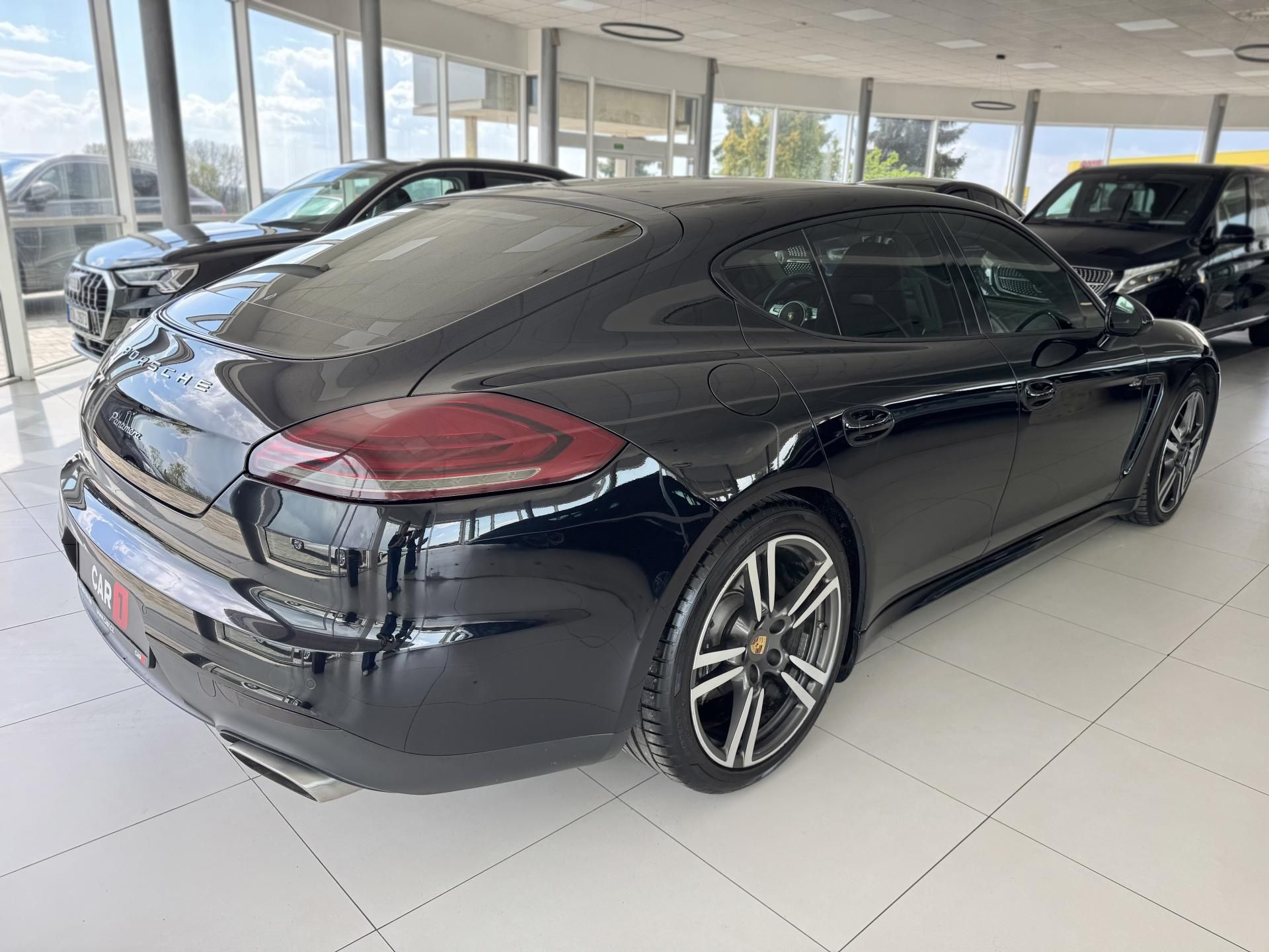 Porsche Panamera, Diesel*221kW*Chrono*Webasto - fotka 5