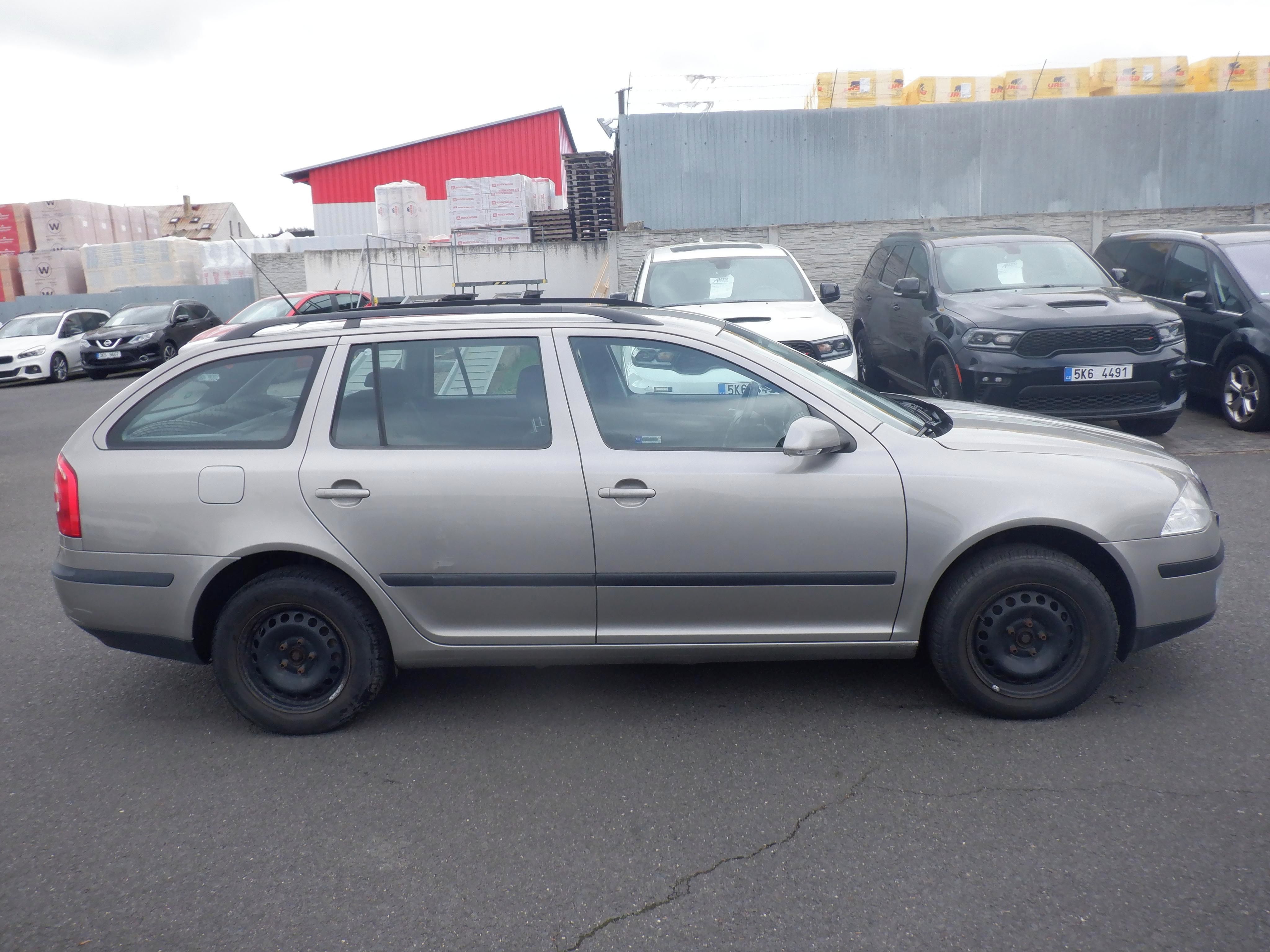 Škoda Octavia, 1.9 TDI 77kW Comfort,4x4,ČR - fotka 4