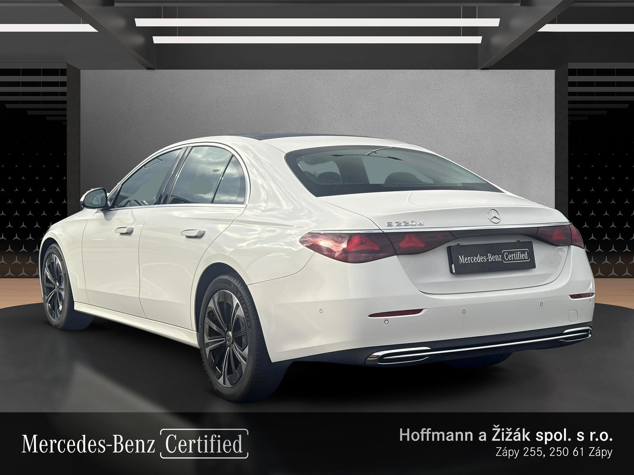 Mercedes-Benz Třídy E, E220d - fotka 3