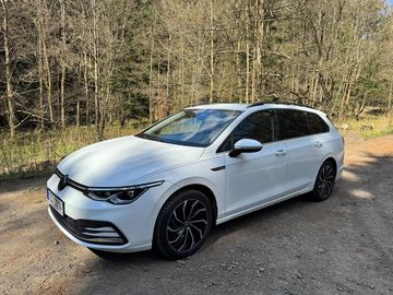 Volkswagen Golf 1.5 eTSI 110Kw