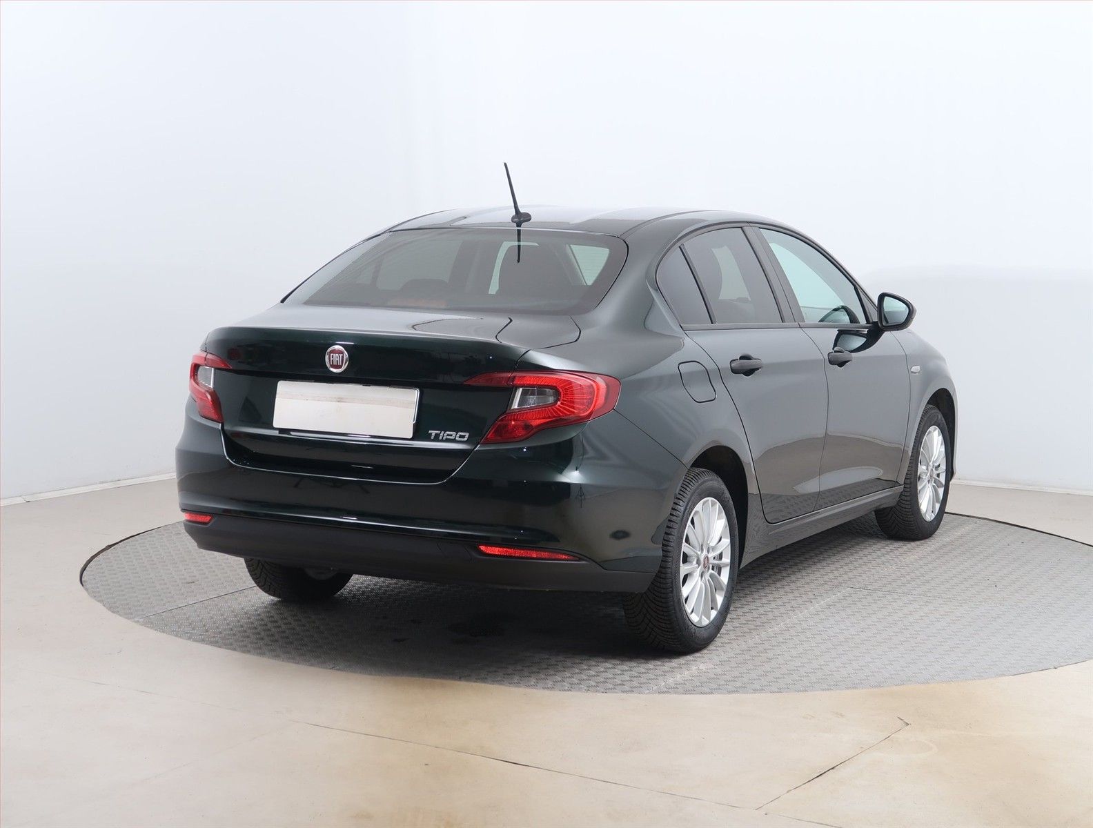 Fiat Tipo, 1.0 FireFly, ČR,1.maj - fotka 5