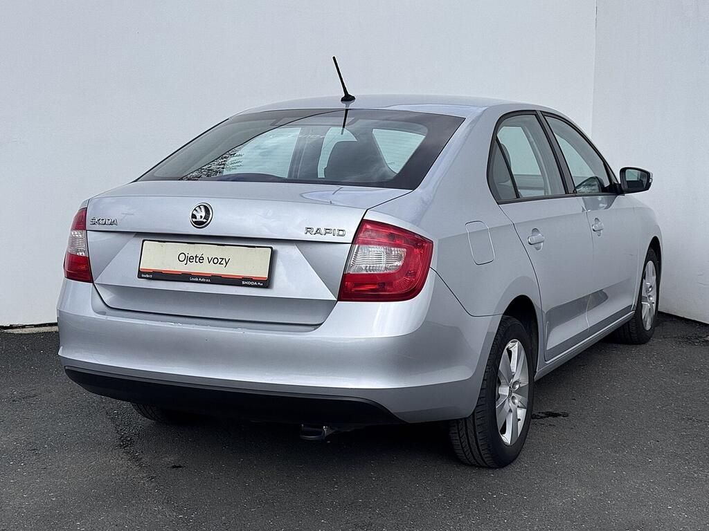 Škoda Rapid, Ambition 1.4 TDI 66 kW - fotka 2