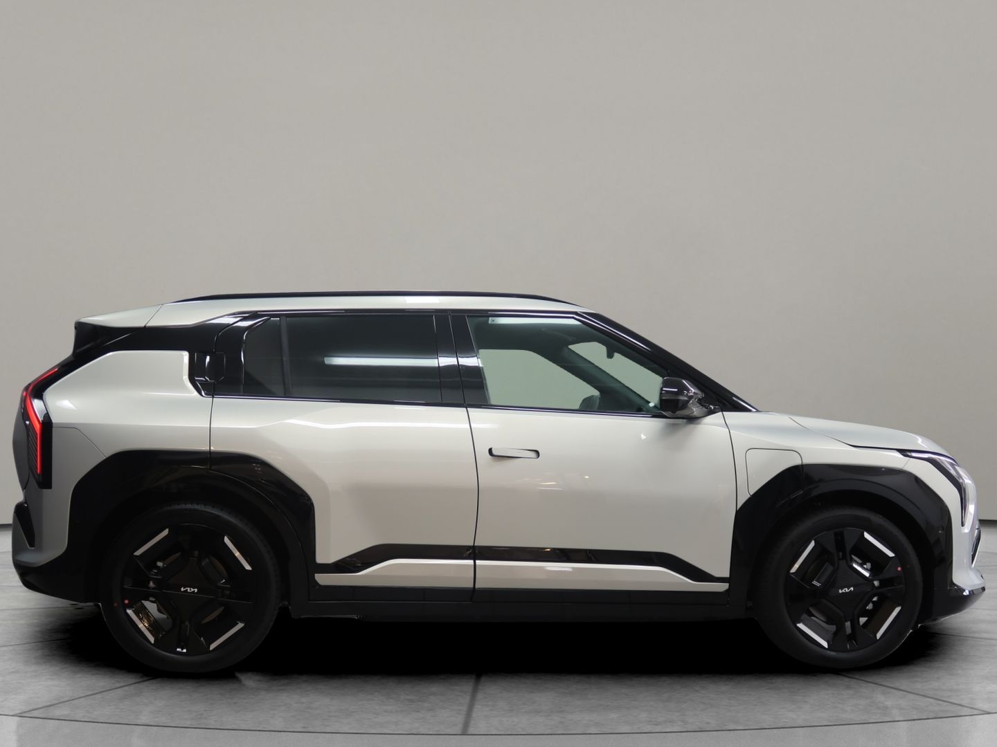 Kia EV3, GT-line - Vůz ve výrobě - fotka 4