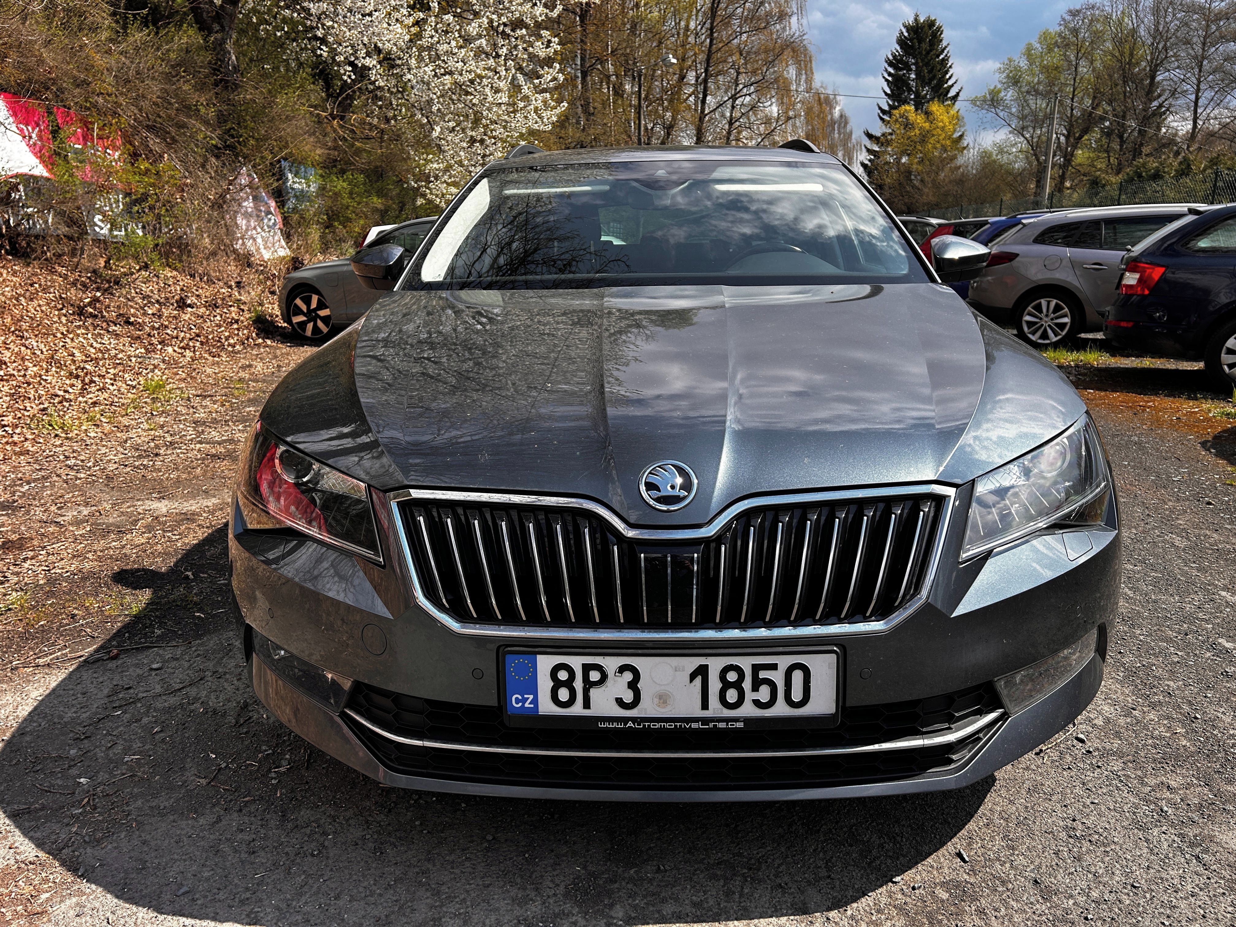 Škoda Superb, 2,0 TDi DSG 110kW Top Stav - fotka 3