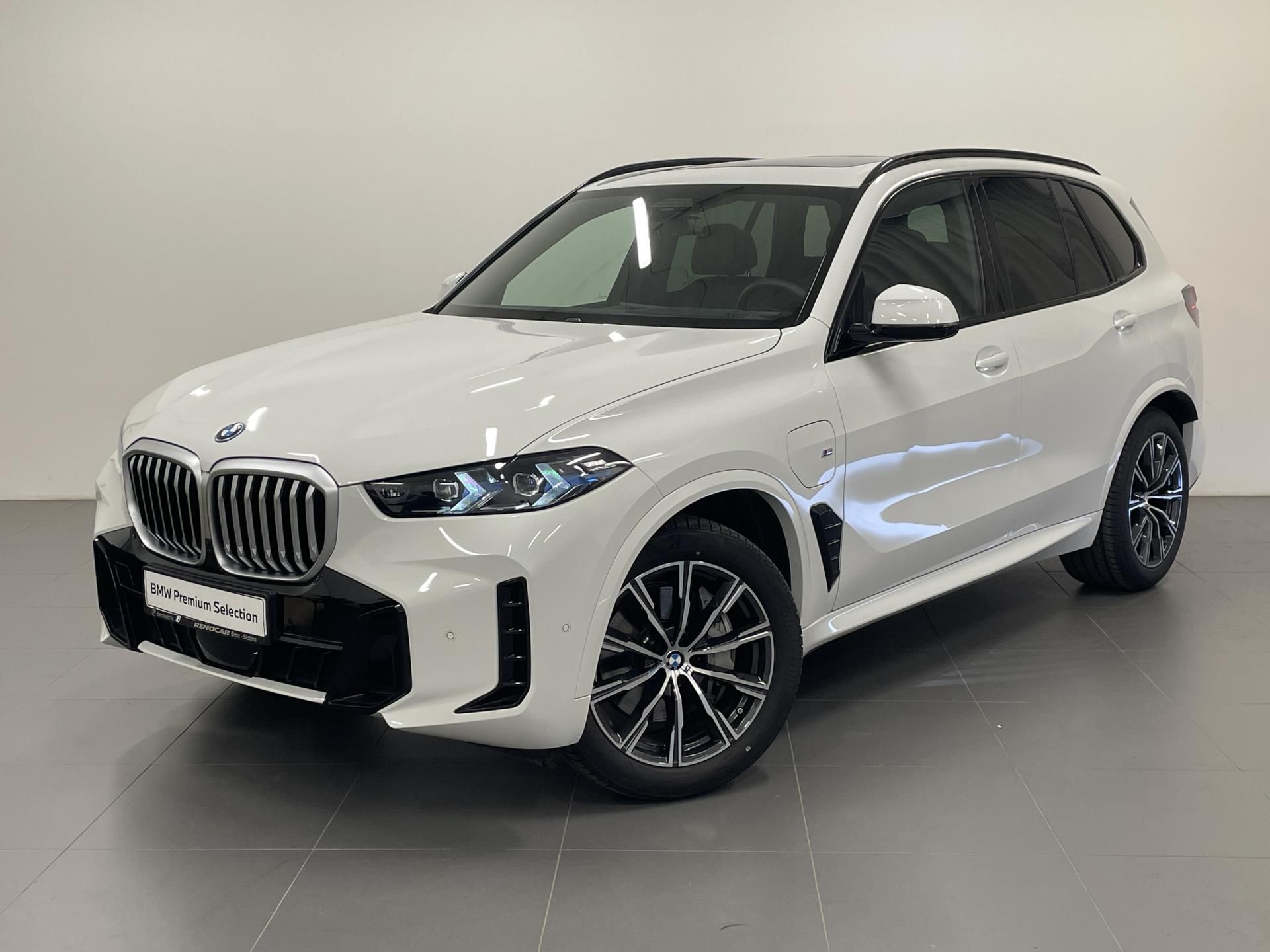 BMW X5, X5 xDrive50e Tažné Panorama