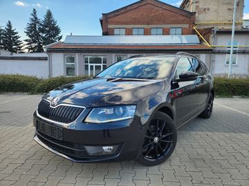 1.4TSi 103kW STYLE,BiXenon