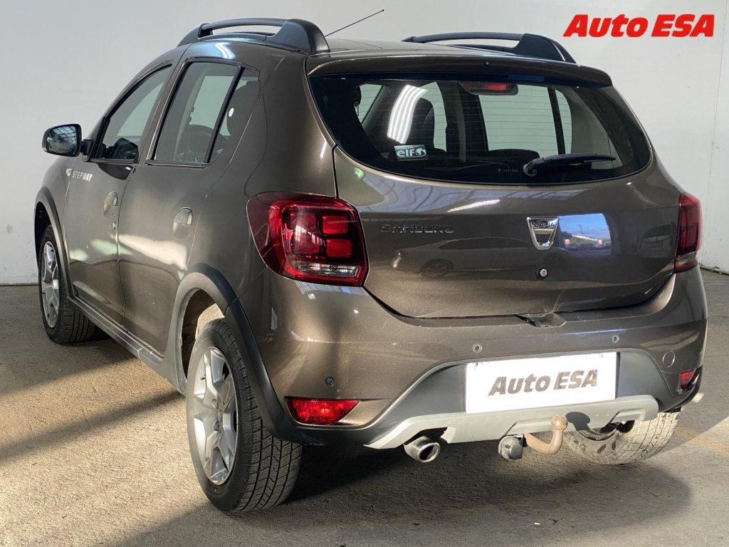 Dacia Sandero, 0.9 TCe,Stepway,TZ - fotka 6