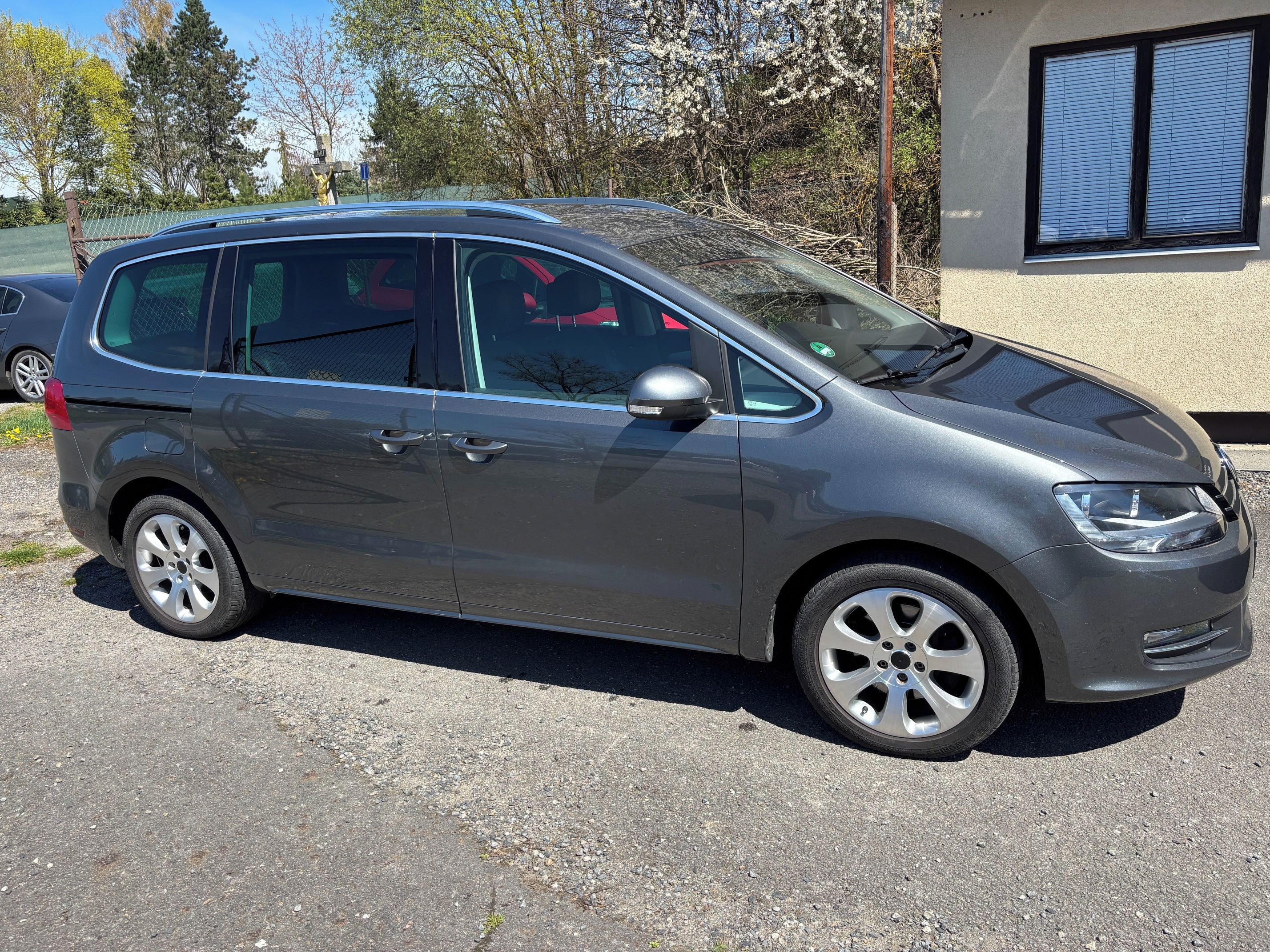 Volkswagen Sharan, Rok2014,103KW,tažné,alcantara - fotka 3