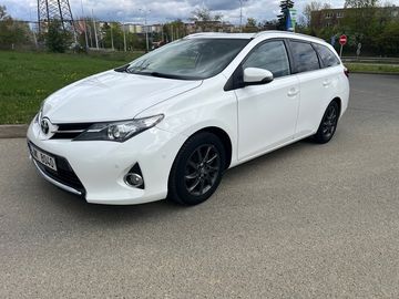 Toyota Auris 1.6 Valvematic,