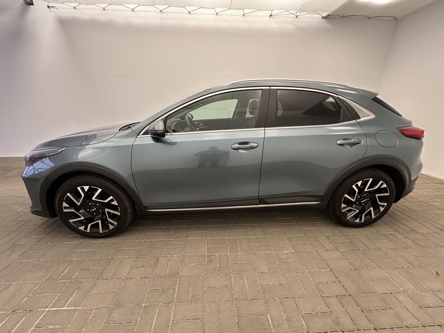 Kia XCee´d, 1.5T-GDi 118kW TOP (2021) - fotka 3