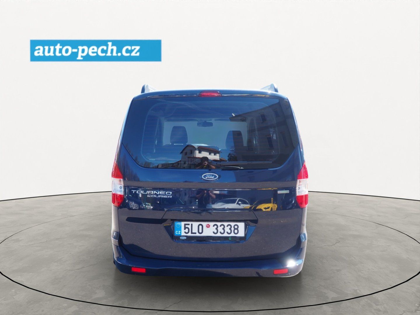 Ford Tourneo Courier, 1.0i EcoBoost, 74 kW - fotka 3