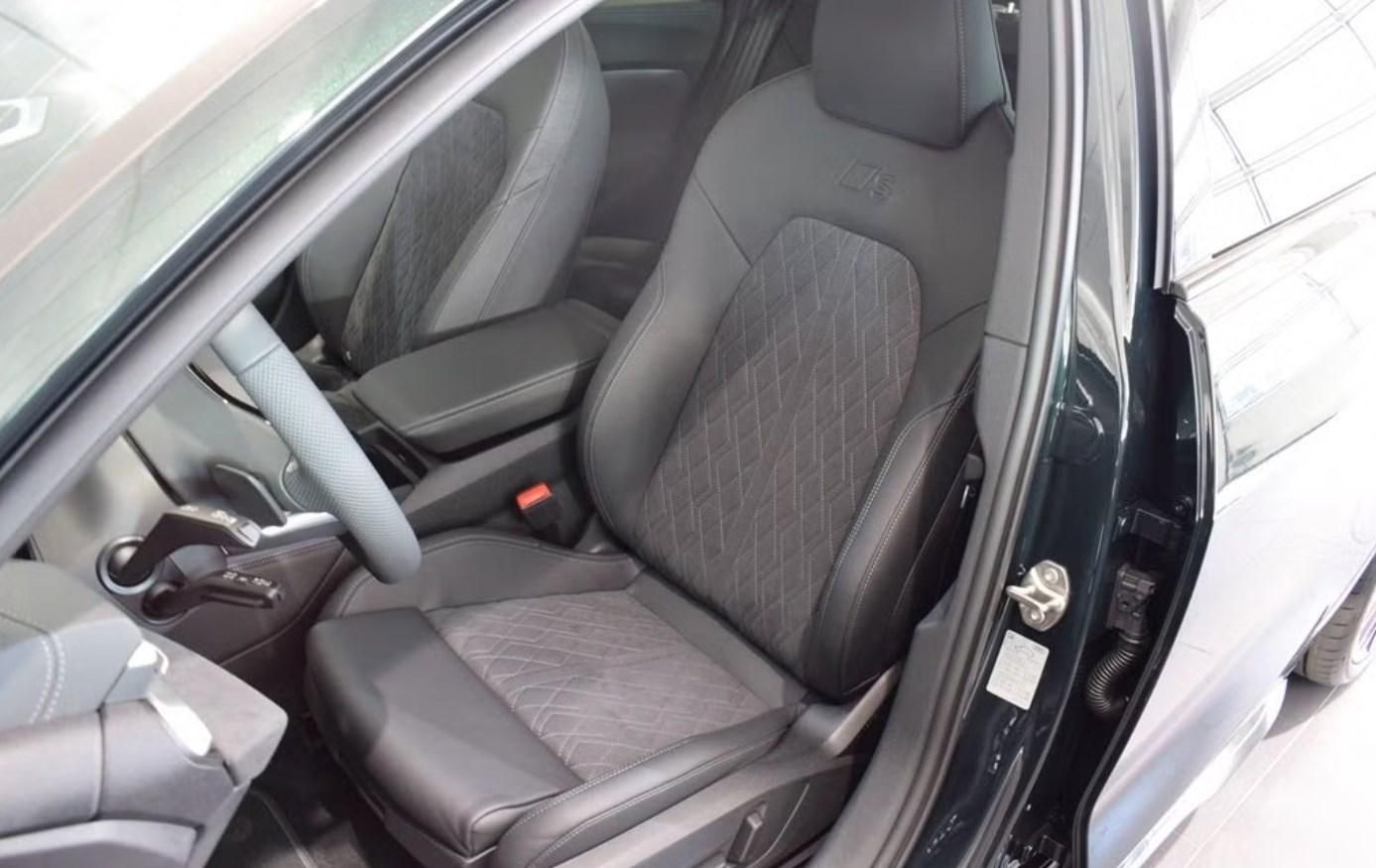 Audi A5, 2.0 e-hybrid Q 360k Panorama - fotka 6