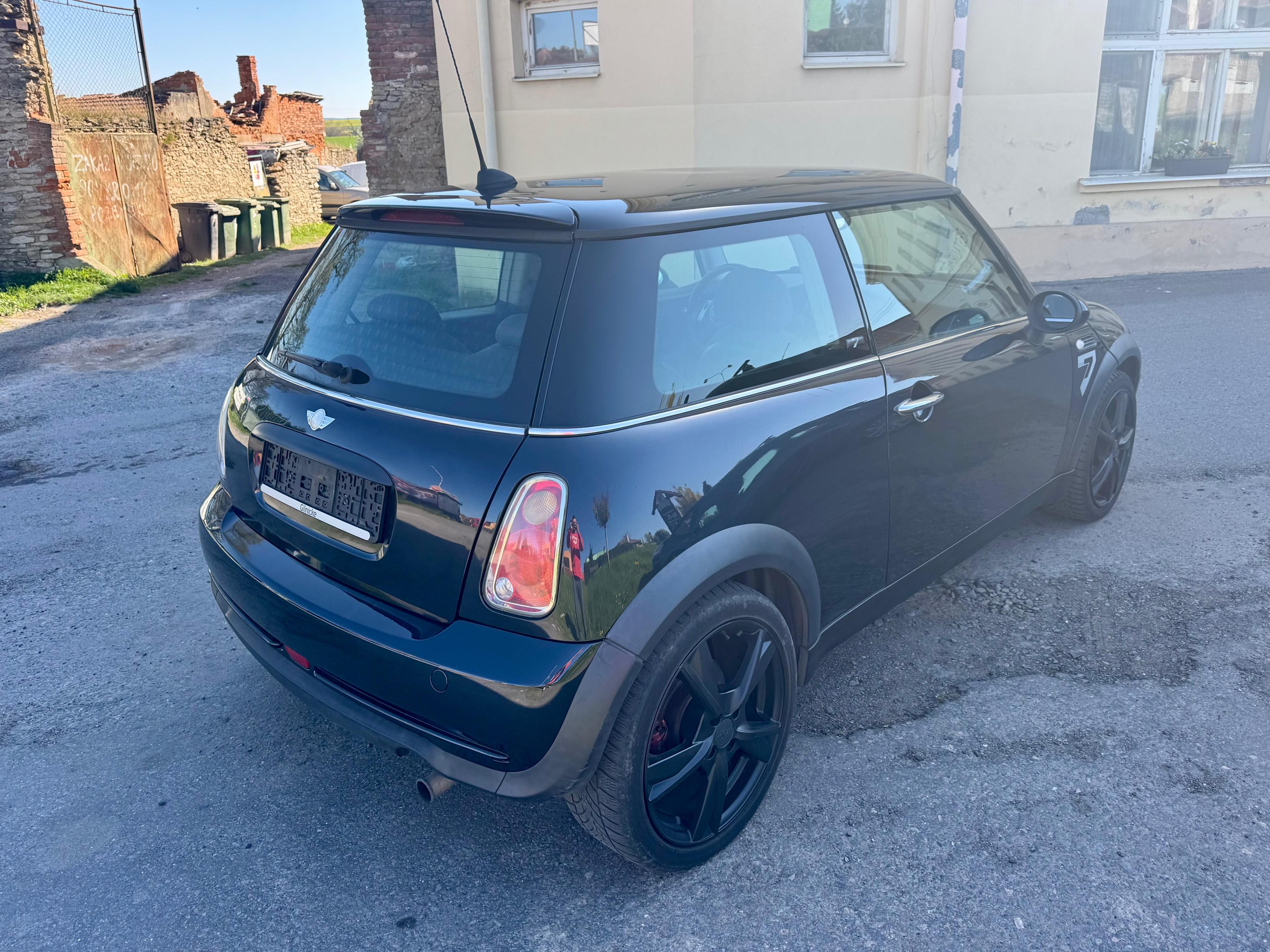 Mini One, Seven edition  1.6i 66kW.Navi - fotka 4