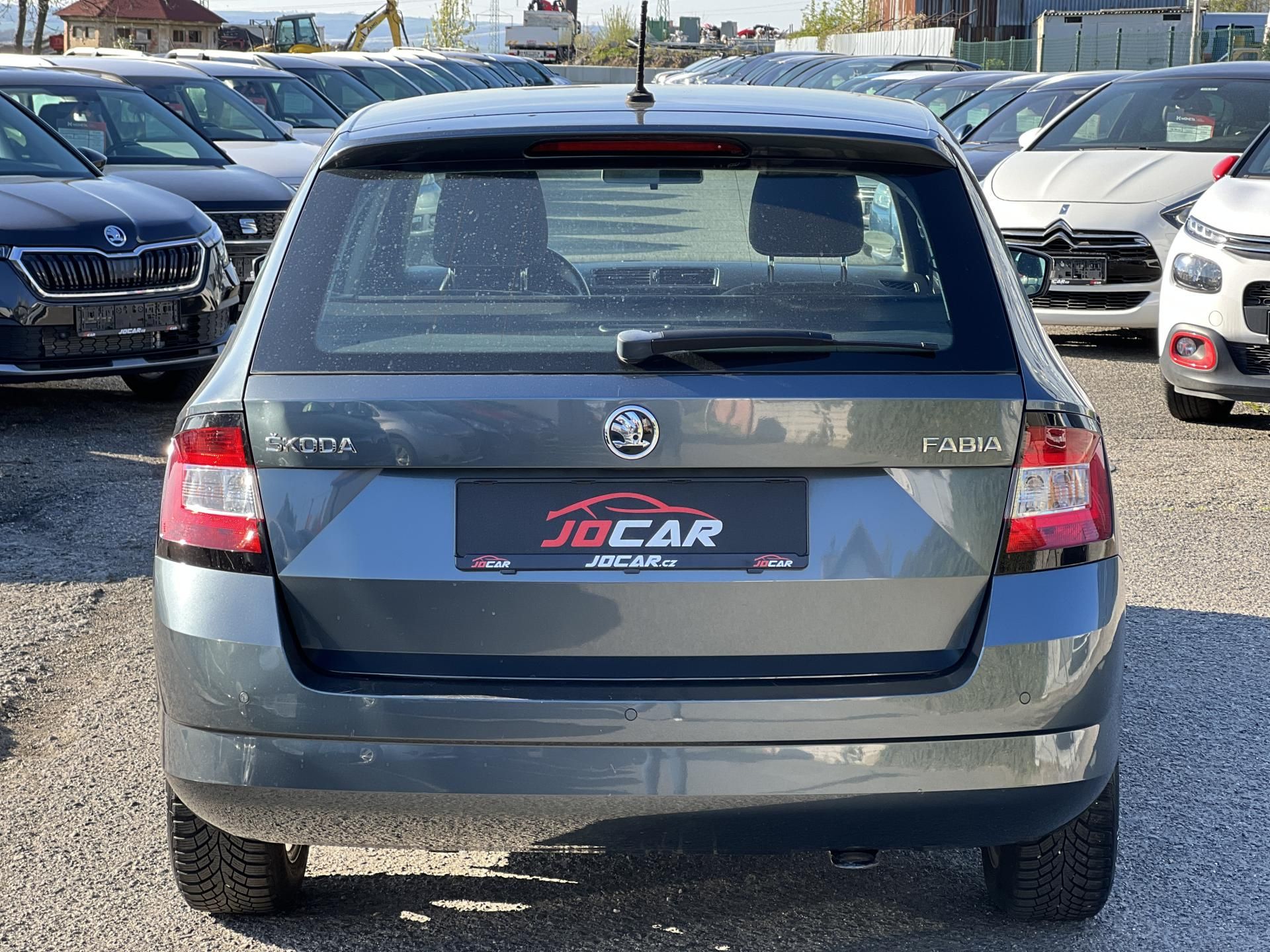 Škoda Fabia, 1.2TSi 81kw KLIMA TEMPOMAT ALU - fotka 5