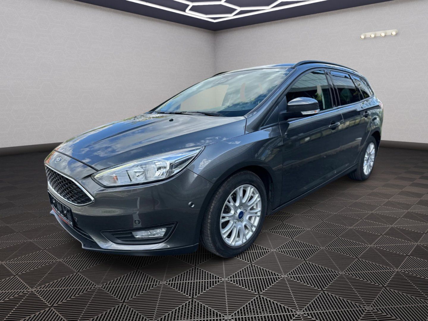 Ford Focus, 1.0EcoBoost 92kw - fotka 3